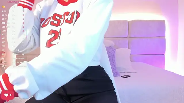 nia20  online show from April 7, 2026, 12:18 pm