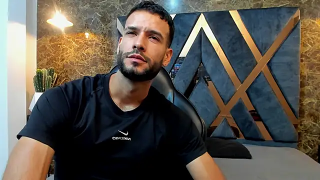 Jacob Benelli online show from April 1, 2026, 11:23 pm