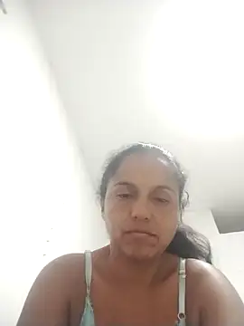 Snapshot of _Lizeth_ chatting on April 9, 2026, 5:42 am Lizeth online show from April 9, 2026, 5:42 am