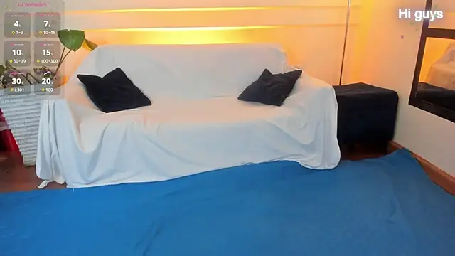 AliceMadnes online show from March 26, 2026, 2:26 pm