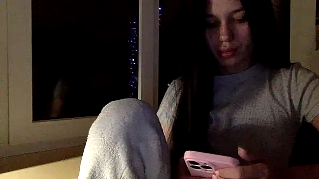 StarSecret online show from November 7, 2025, 9:19 pm