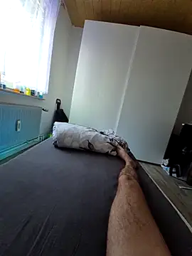 TirelessLot3 online show from March 4, 2026, 4:04 pm