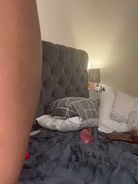 Snapshot of bry8661 chatting on February 13, 2026, 10:54 pm bry8661 online show from February 13, 2026, 10:54 pm