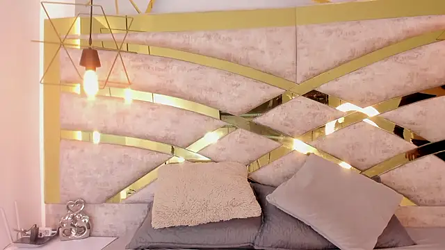 Snapshot of isaa_and_juanjo chatting on February 28, 2026, 4:23 am isaa and juanjo online show from February 28, 2026, 4:23 am