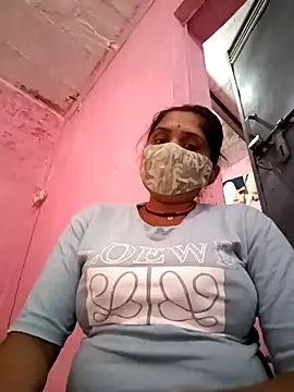 Snapshot of Janhvi_bhabhi_ji chatting on November 24, 2025, 11:10 am Janhvi bhabhi ji online show from November 24, 2025, 11:10 am