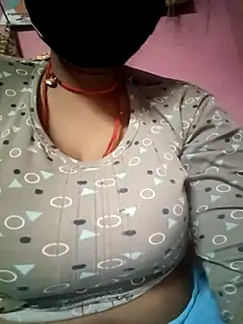 Snapshot of Janhvi_bhabhi_ji chatting on April 12, 2026, 4:32 pm Janhvi bhabhi ji online show from April 12, 2026, 4:32 pm