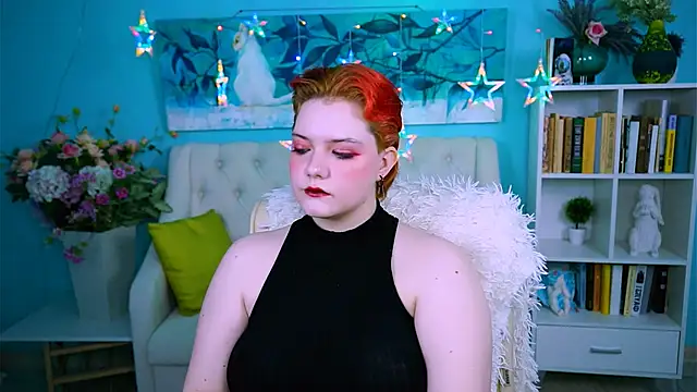 Snapshot of VettaAdams chatting on November 13, 2025, 8:07 am VettaAdams online show from November 13, 2025, 8:07 am