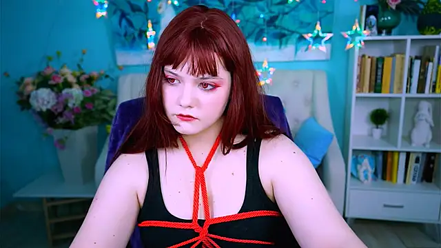 Snapshot of VettaAdams chatting on November 16, 2025, 12:32 pm VettaAdams online show from November 16, 2025, 12:32 pm