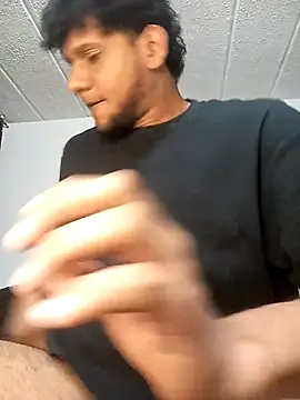 prototipoA45 online show from February 11, 2026, 6:13 am