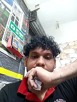 prototipoA45 online show from February 16, 2026, 10:40 pm