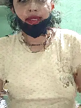 Snapshot of Piya_Bakshi chatting on June 5, 2026, 5:18 pm Piya Bakshi online show from June 5, 2026, 5:18 pm