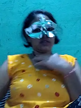 Snapshot of Piya_Bakshi chatting on May 11, 2026, 12:17 pm Piya Bakshi online show from May 11, 2026, 12:17 pm