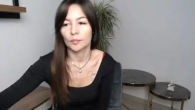 Snapshot of Veronichkaaa chatting on December 16, 2025, 7:45 am Veronichkaaa online show from December 16, 2025, 7:45 am