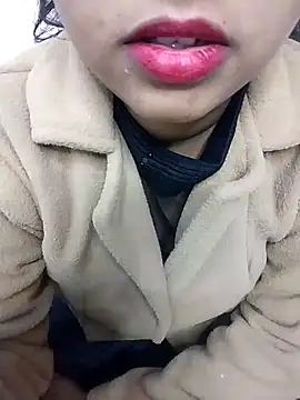 Sexy Divya   online show from February 13, 2026, 6:46 am