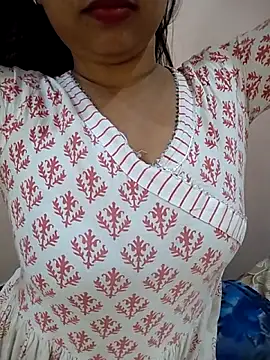 Sexy Divya   online show from May 13, 2026, 6:53 am