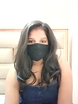 Sexy Divya   online show from November 16, 2025, 5:12 am
