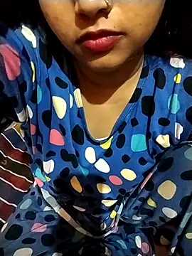 Sexy Divya   online show from June 6, 2026, 6:13 pm