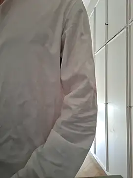 CuteDaddy92 online show from March 19, 2026, 8:36 am