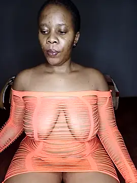 Emmylove-xr25 online show from December 3, 2025, 7:57 pm