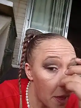 Snapshot of nikkibae33 chatting on April 6, 2026, 9:49 pm nikkibae33 online show from April 6, 2026, 9:49 pm