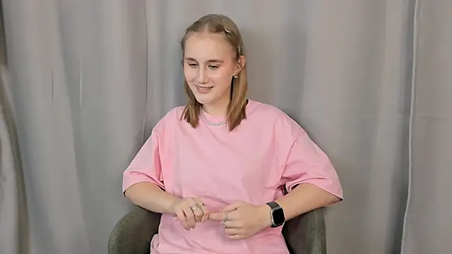 Snapshot of MicahZeigler chatting on November 8, 2025, 8:29 am MicahZeigler online show from November 8, 2025, 8:29 am