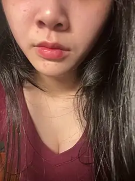 Snapshot of Lynn-122 chatting on November 16, 2025, 11:52 pm Lynn-122 online show from November 16, 2025, 11:52 pm