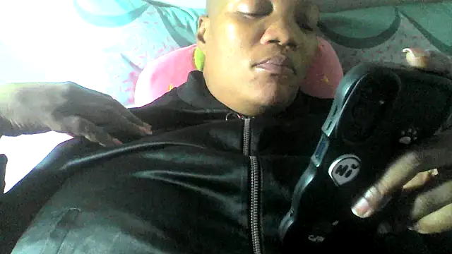 DustyLucy02 online show from May 12, 2026, 7:27 am