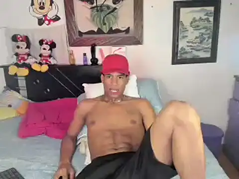 JUANBIGCOCK21CM online show from November 13, 2025, 8:02 pm