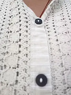 Snapshot of NEETU34 chatting on November 15, 2025, 11:47 am NEETU34 online show from November 15, 2025, 11:47 am