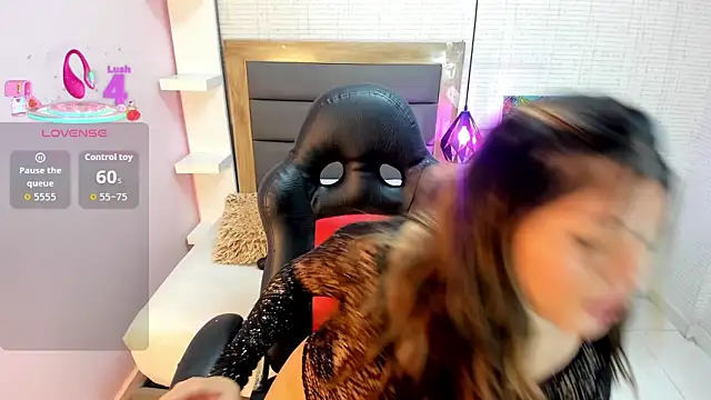 Snapshot of IRENNEBLAZER chatting on February 3, 2026, 1:05 pm IRENNEBLAZER online show from February 3, 2026, 1:05 pm