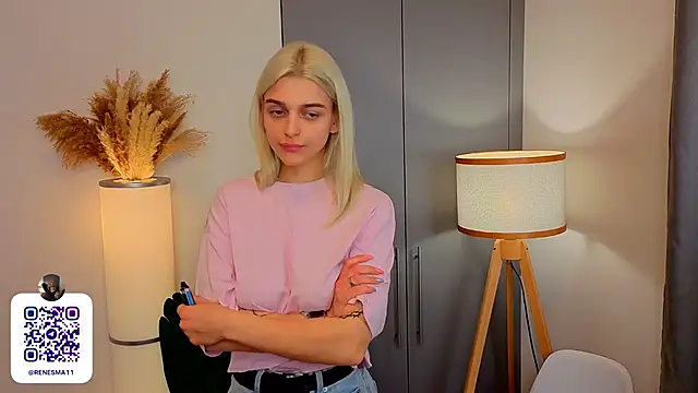 AdameShoyer online show from November 21, 2025, 9:03 pm