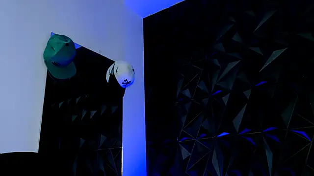 Snapshot of Maxwell_Dupont chatting on November 20, 2025, 8:09 pm Maxwell Dupont online show from November 20, 2025, 8:09 pm