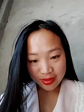 Snapshot of Yumiik2kk chatting on November 15, 2025, 5:44 am Yumiik2kk online show from November 15, 2025, 5:44 am