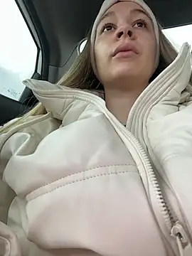 SashaCatt online show from January 19, 2026, 8:40 am