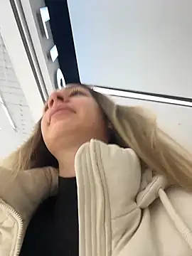 SashaCatt online show from January 17, 2026, 9:24 am