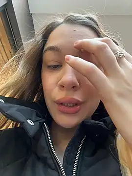 SashaCatt online show from March 8, 2026, 8:17 am