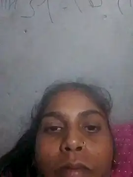 Snapshot of Rona_cut chatting on December 15, 2025, 4:24 pm Rona cut online show from December 15, 2025, 4:24 pm