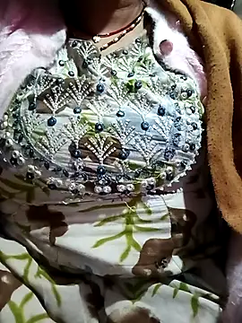 Rajni hot83 online show from December 15, 2025, 9:53 pm