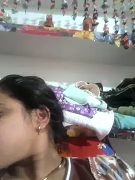 Hot suini online show from March 9, 2026, 5:33 am