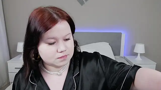 Snapshot of EvaNova_ chatting on January 11, 2026, 4:30 am EvaNova online show from January 11, 2026, 4:30 am