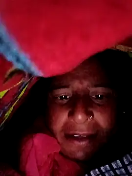 Snapshot of Quin_love143 chatting on December 17, 2025, 11:54 pm Quin love143 online show from December 17, 2025, 11:54 pm