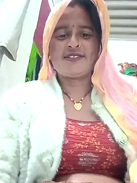 Snapshot of Quin_love143 chatting on December 4, 2025, 12:20 am Quin love143 online show from December 4, 2025, 12:20 am