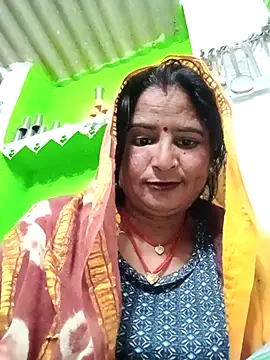 Snapshot of Quin_love143 chatting on January 9, 2026, 11:33 pm Quin love143 online show from January 9, 2026, 11:33 pm