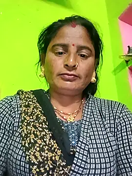 Snapshot of Quin_love143 chatting on November 16, 2025, 11:08 pm Quin love143 online show from November 16, 2025, 11:08 pm