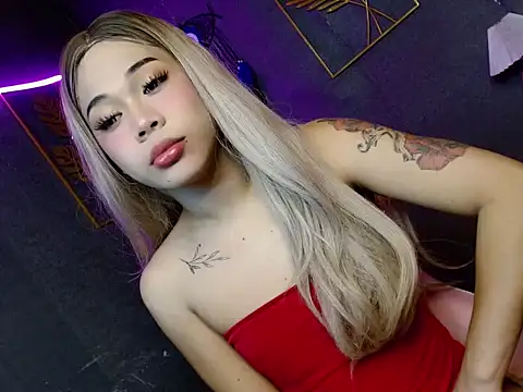 slutty lauraxxx online show from February 26, 2026, 3:39 am