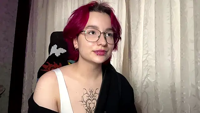 TheaMacrae online show from November 9, 2025, 12:20 pm