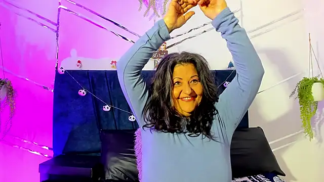 Victoriaa Anderson online show from December 22, 2025, 3:45 pm