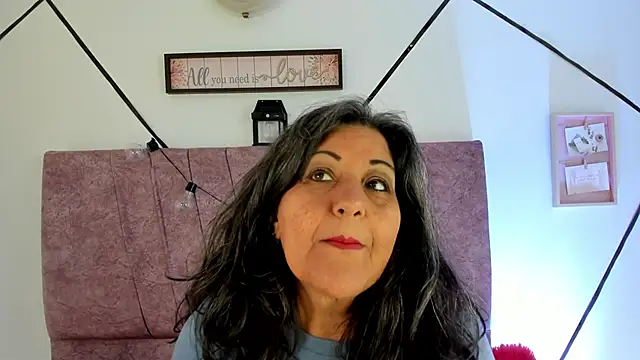 Victoriaa Anderson online show from February 12, 2026, 2:28 pm