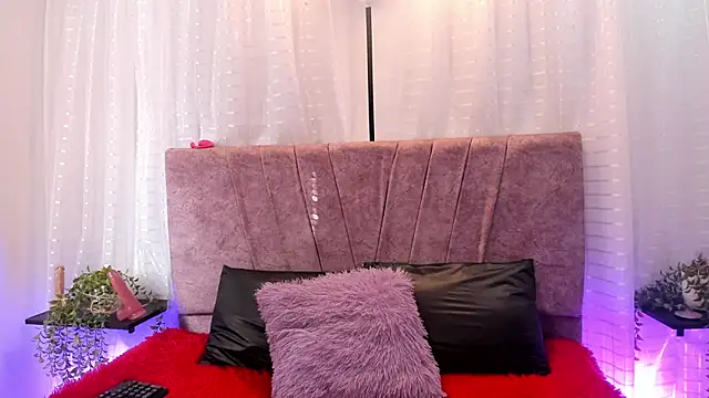 Victoriaa Anderson online show from June 2, 2026, 12:27 pm