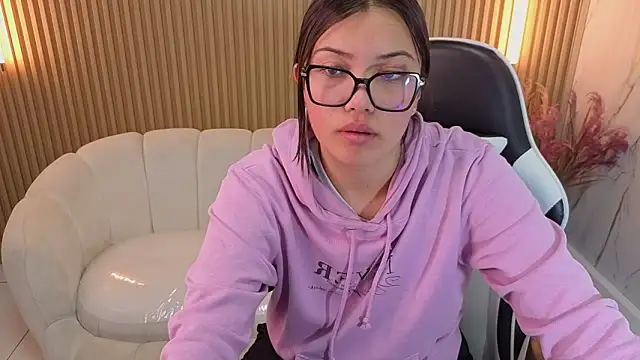 venus velvet tp online show from December 16, 2025, 8:24 pm